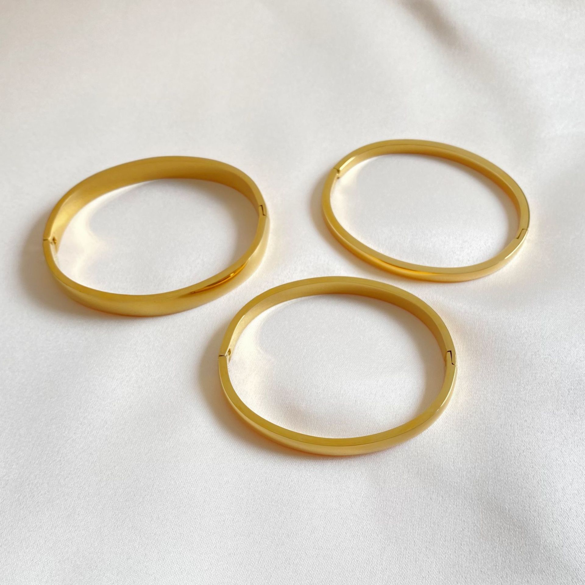 Bracelet Jonc Minimaliste | Acier Inoxydable