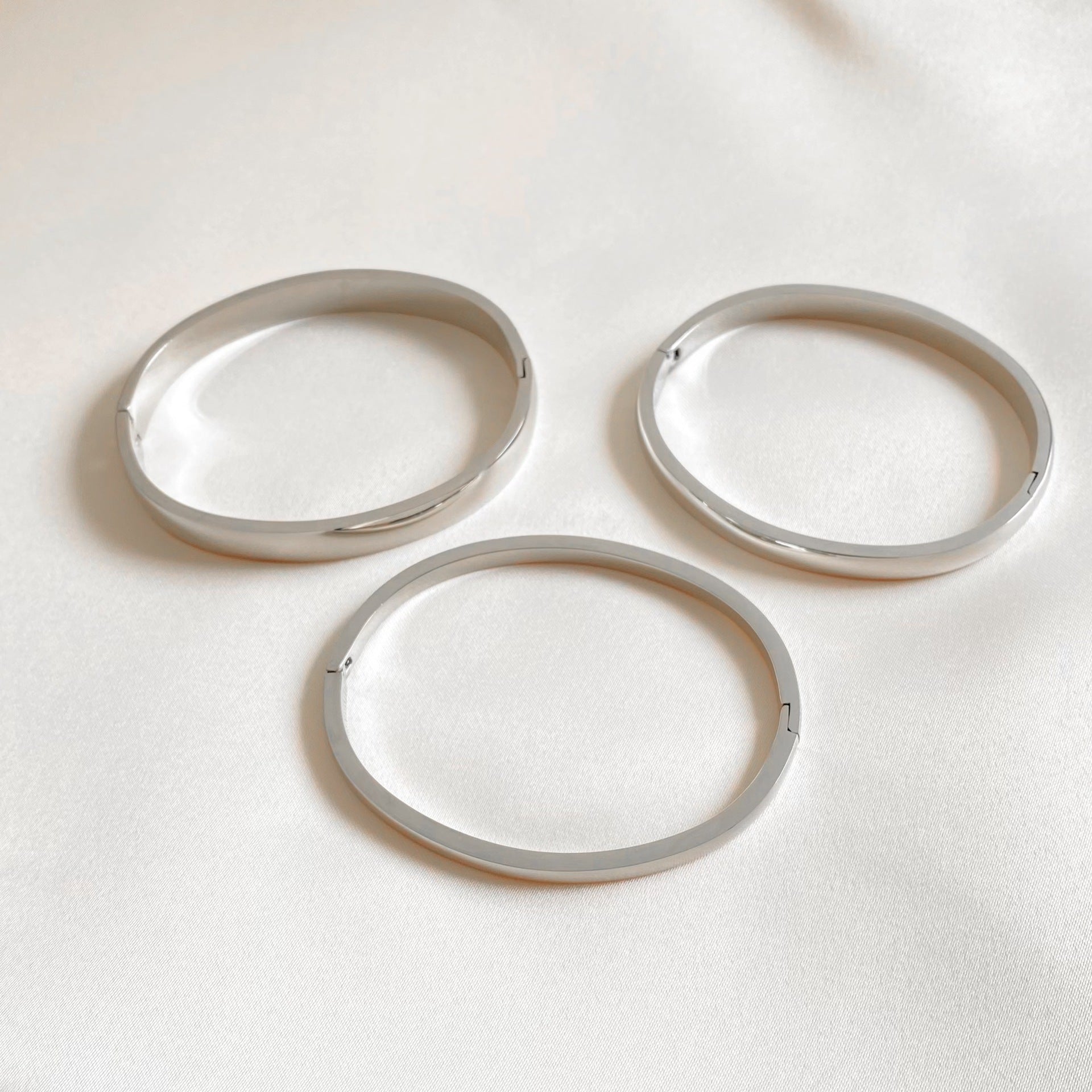 Bracelet Jonc Minimaliste | Acier Inoxydable